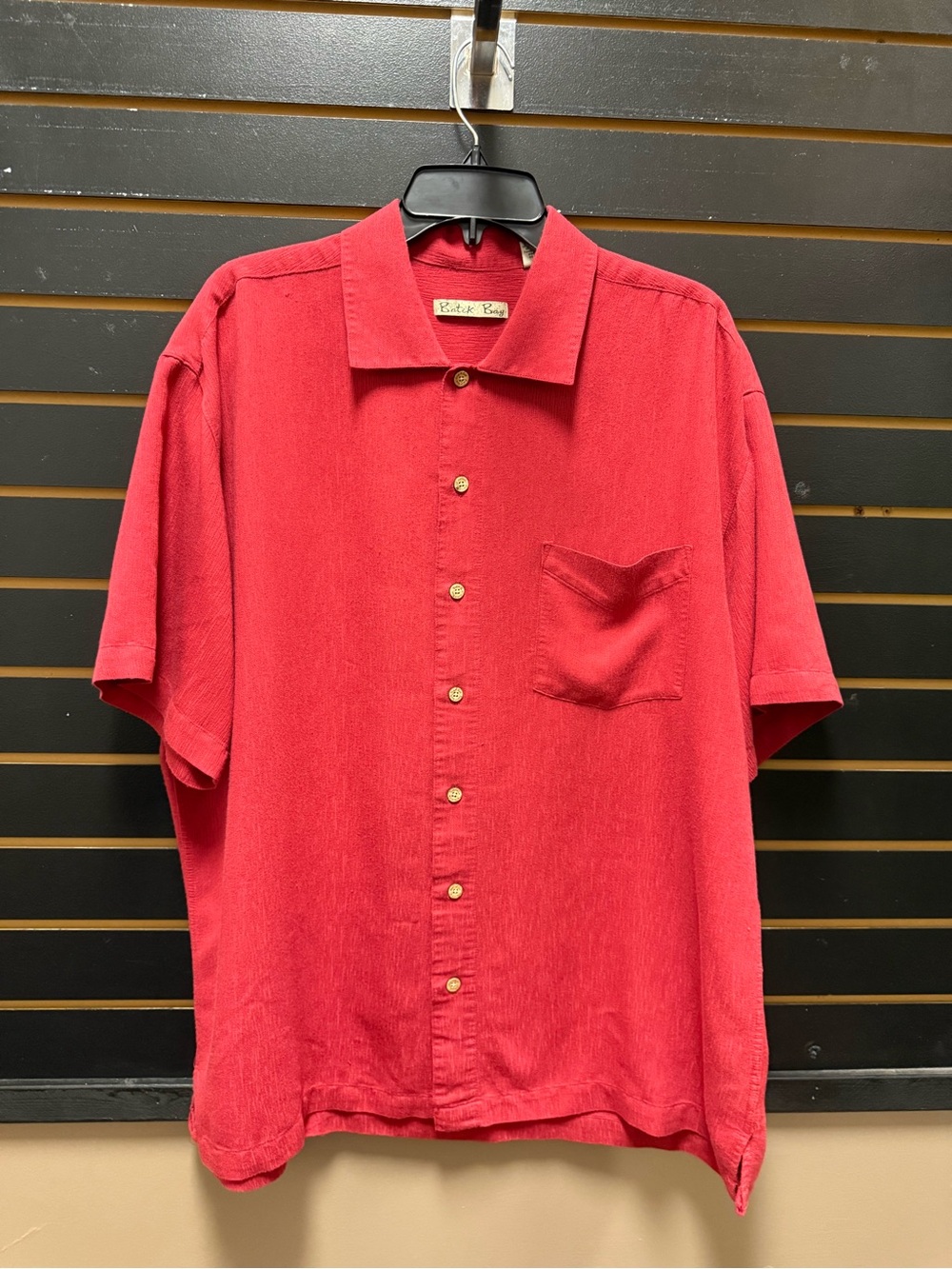 Batik Bay Men’s XL Red Textured Button Front Camp Shirt Casual Rayon Blend